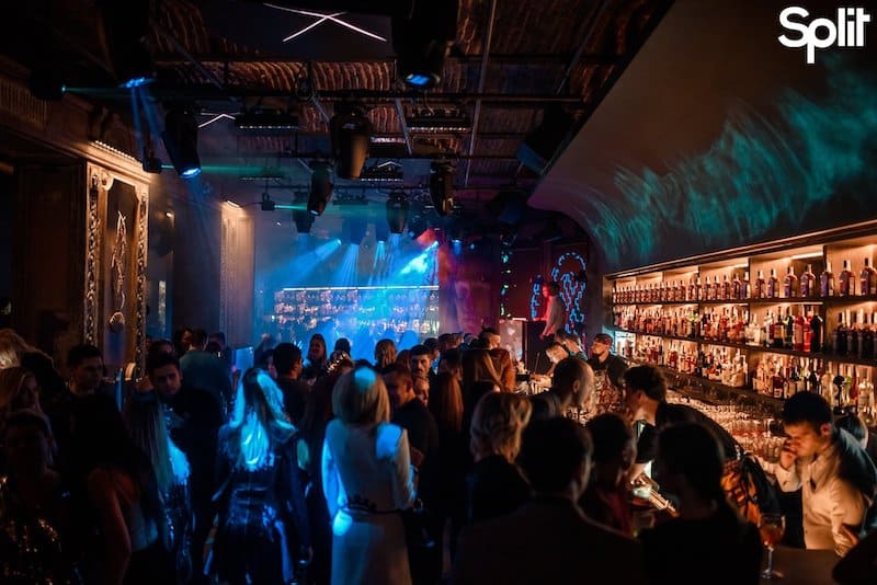 Restaurants and nightclubs